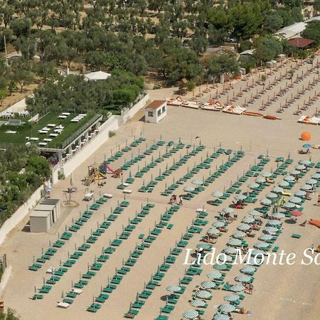 Holiday Lodge Al Porto Матината Екстериор снимка