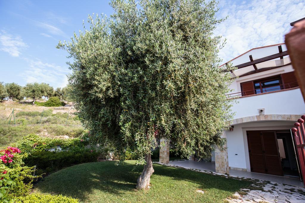 Holiday Lodge Al Porto Матината Екстериор снимка