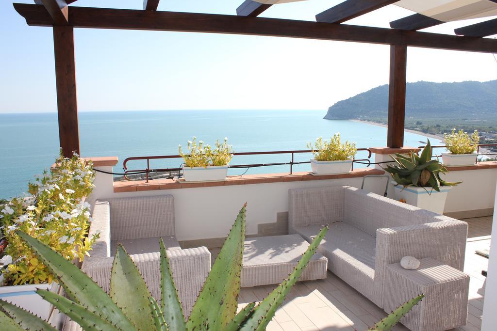 Holiday Lodge Al Porto Матината Екстериор снимка