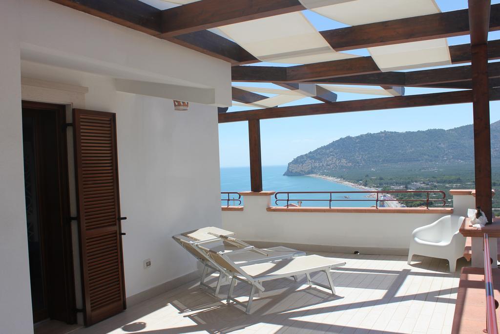 Holiday Lodge Al Porto Матината Екстериор снимка