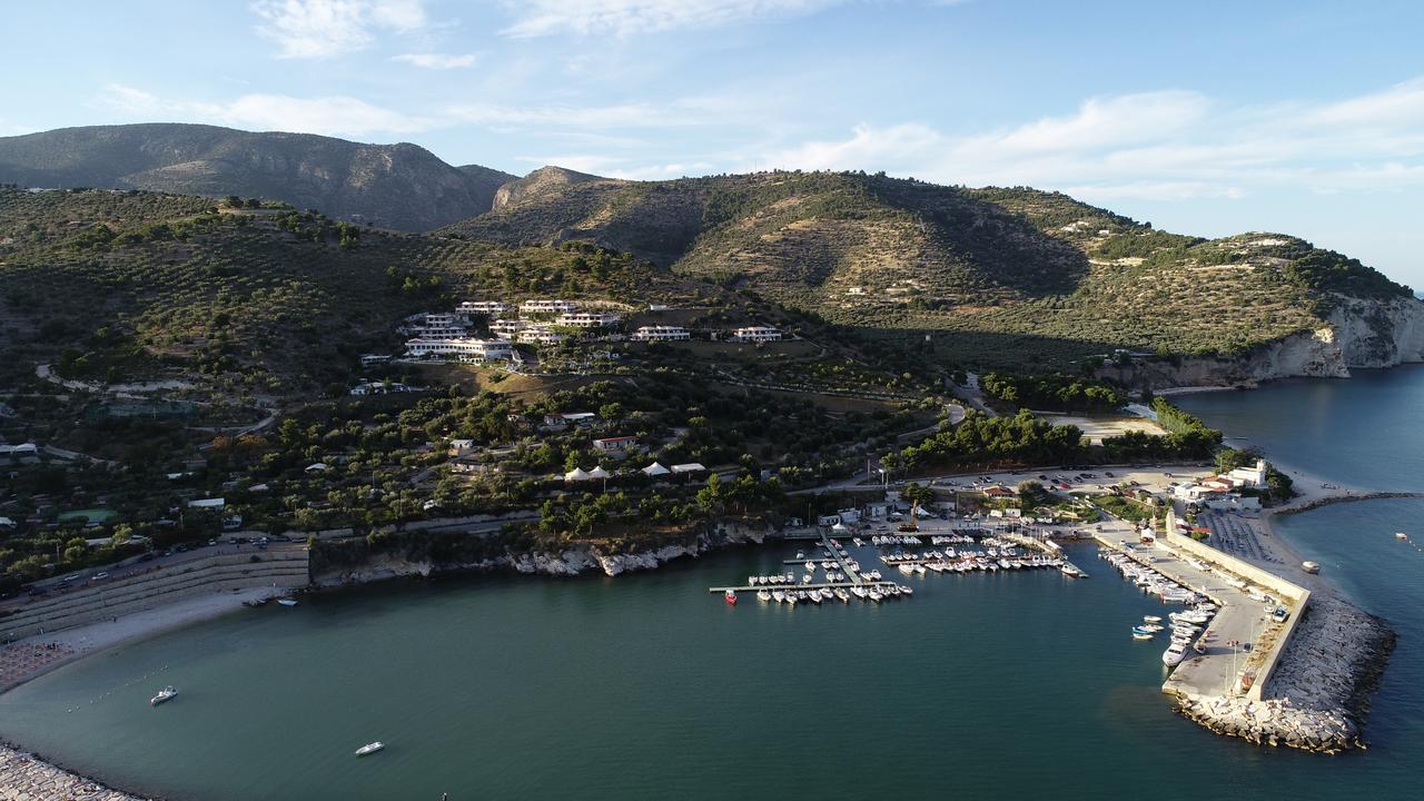 Holiday Lodge Al Porto Матината Екстериор снимка