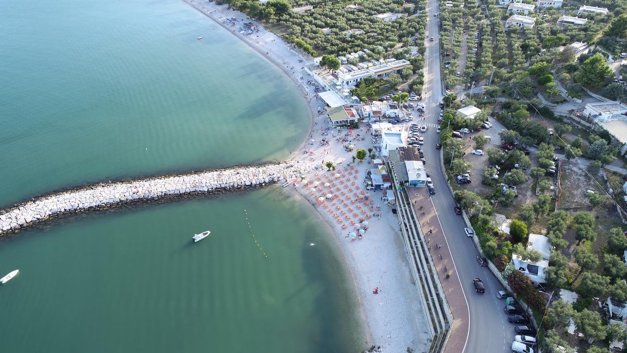 Holiday Lodge Al Porto Матината Екстериор снимка