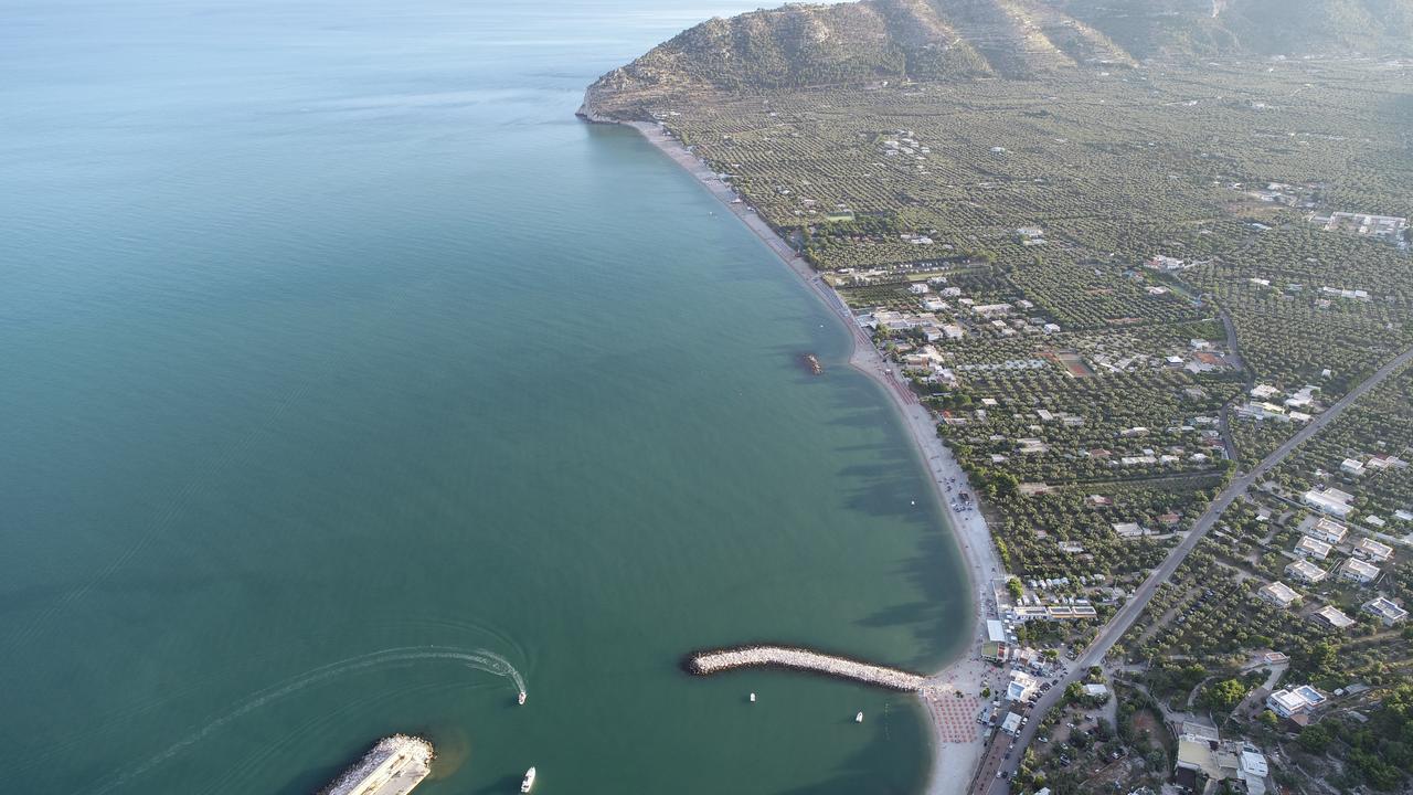 Holiday Lodge Al Porto Матината Екстериор снимка