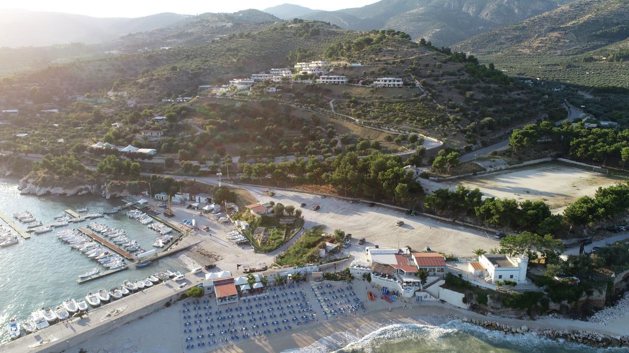 Holiday Lodge Al Porto Матината Екстериор снимка